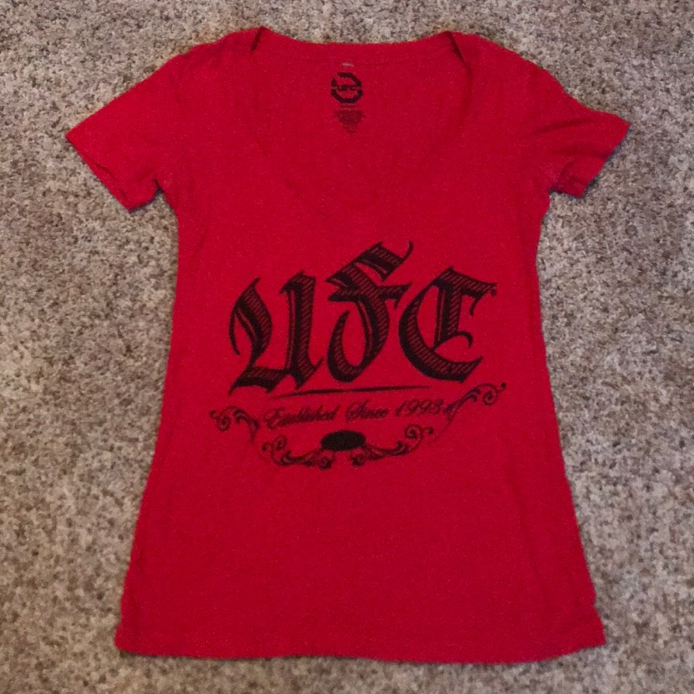 UFC Vneck T-shirt